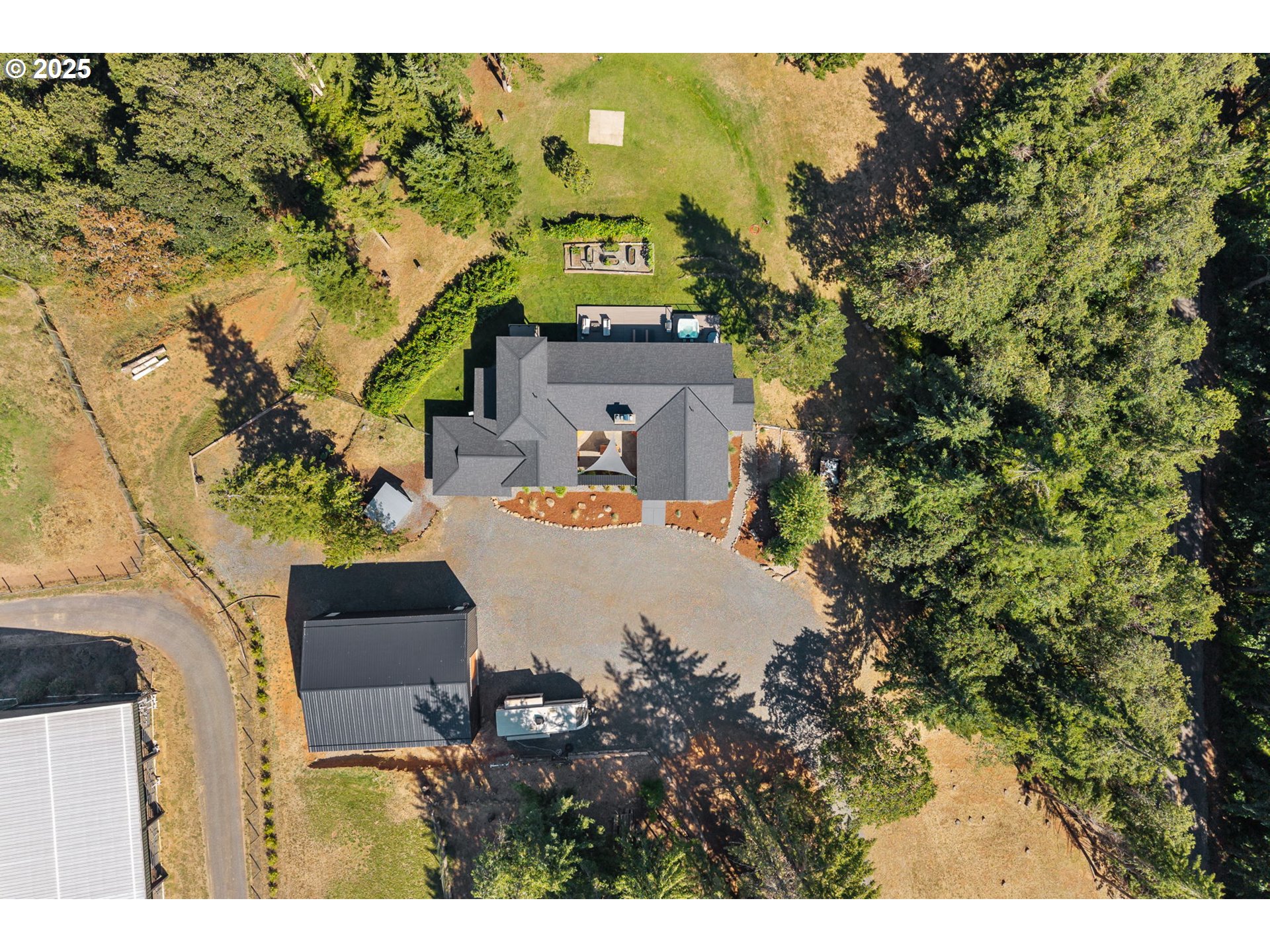 5160 YORK HILL DR