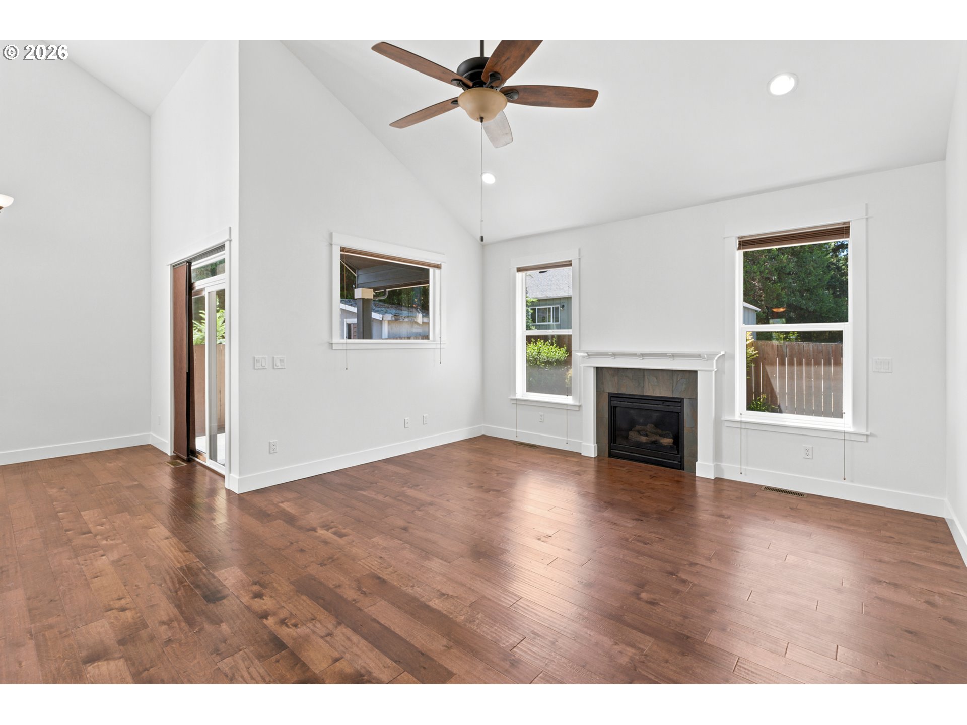 940 Makena LN