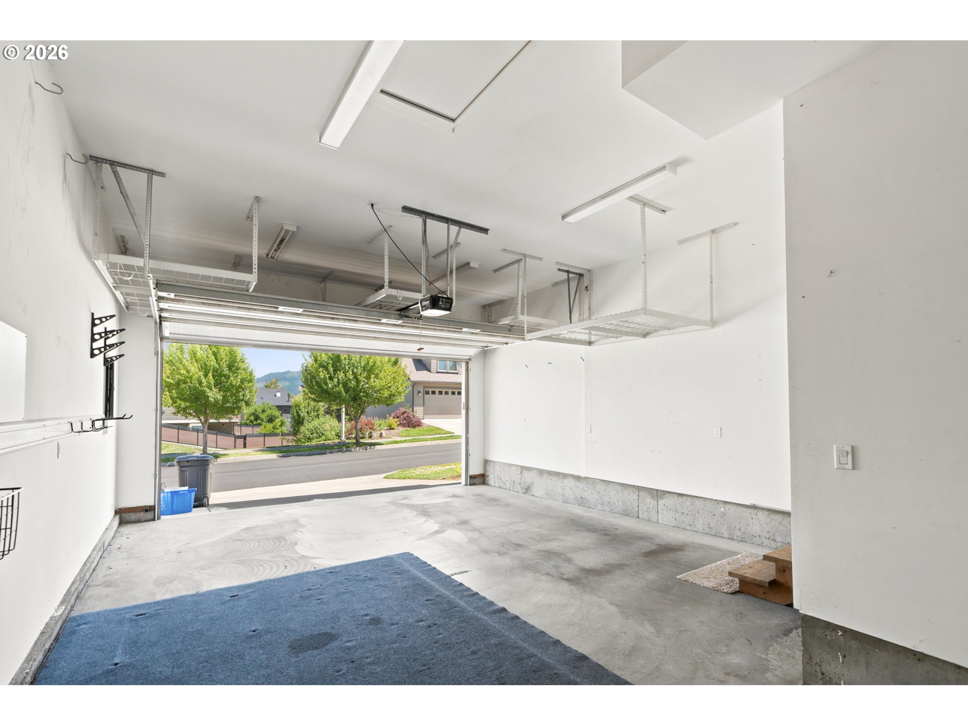 940 Makena LN