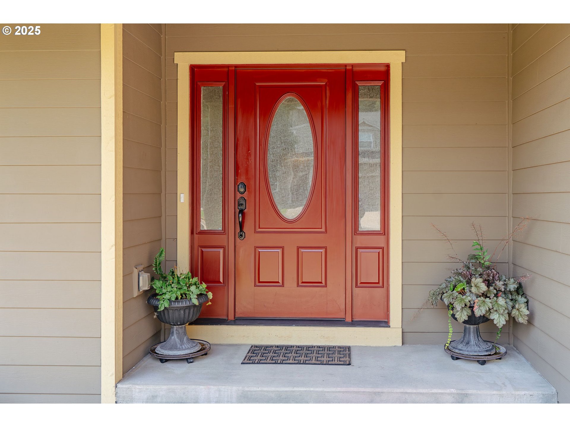3529 JONES LOOP