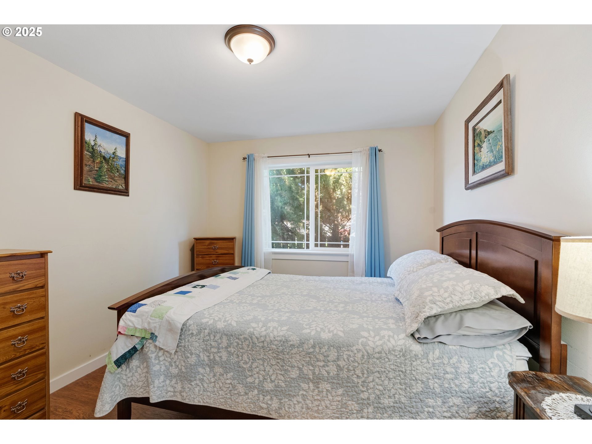 3529 JONES LOOP