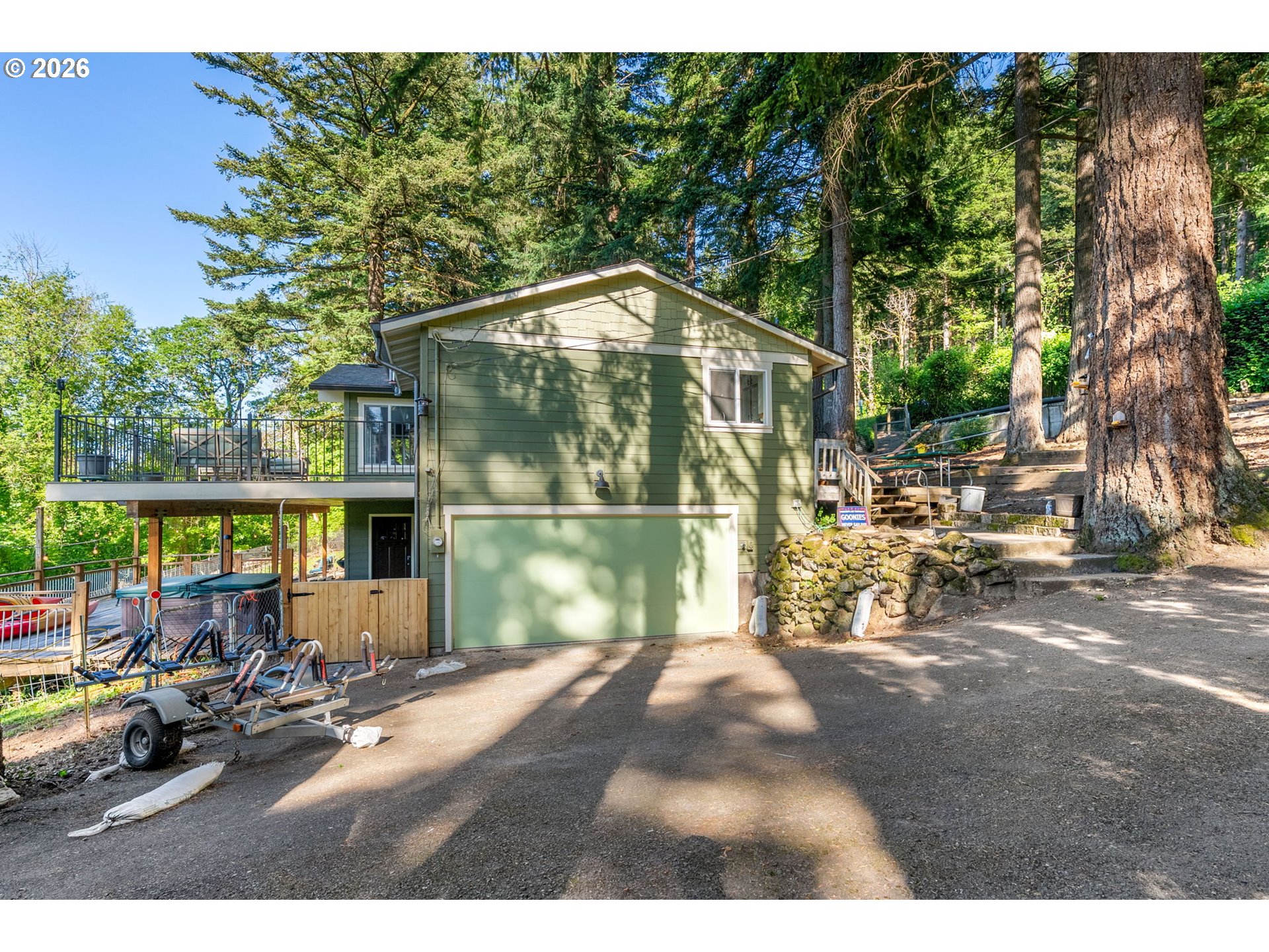 47645 E COLUMBIA RIVER HWY