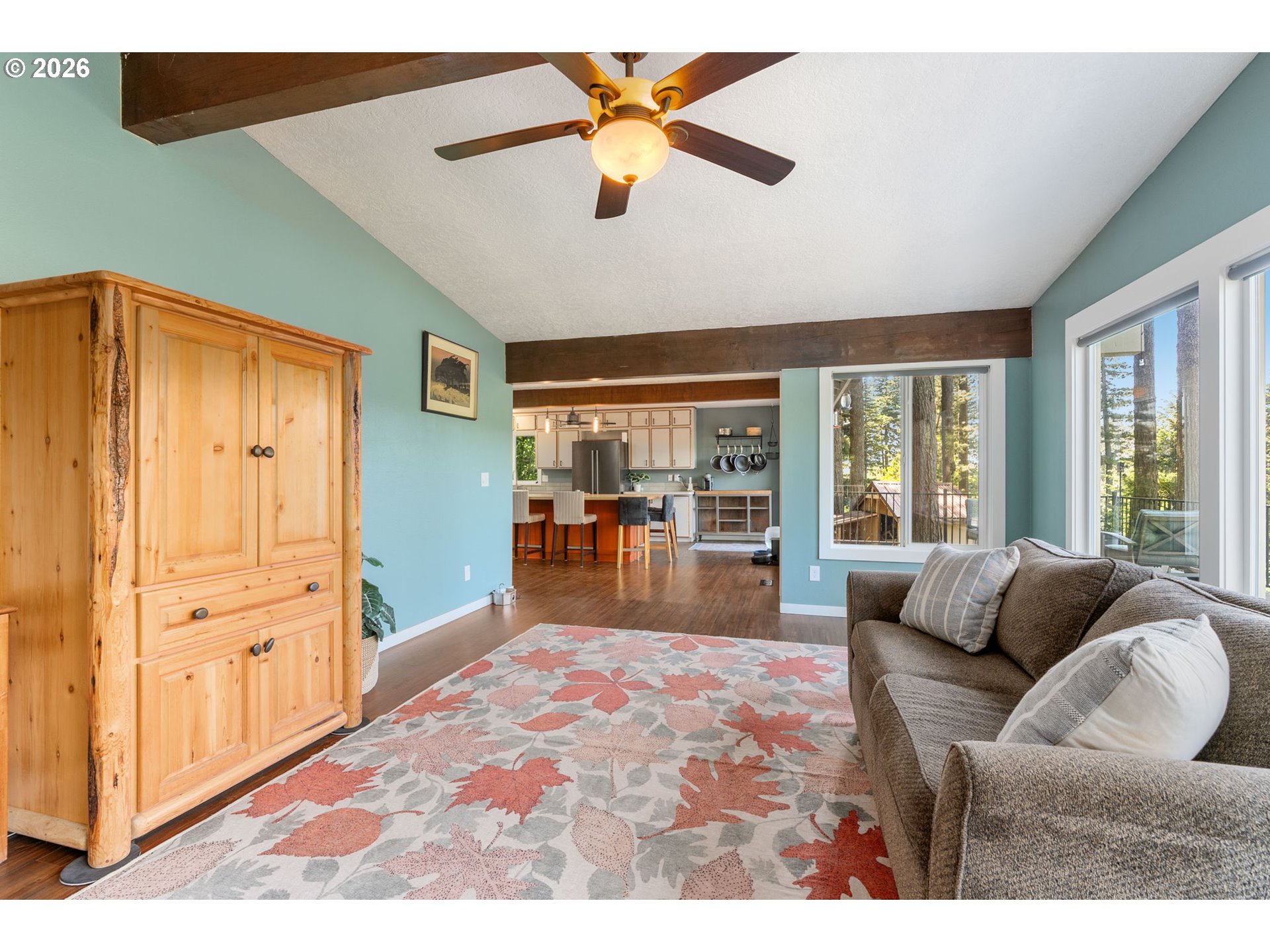 47645 E COLUMBIA RIVER HWY