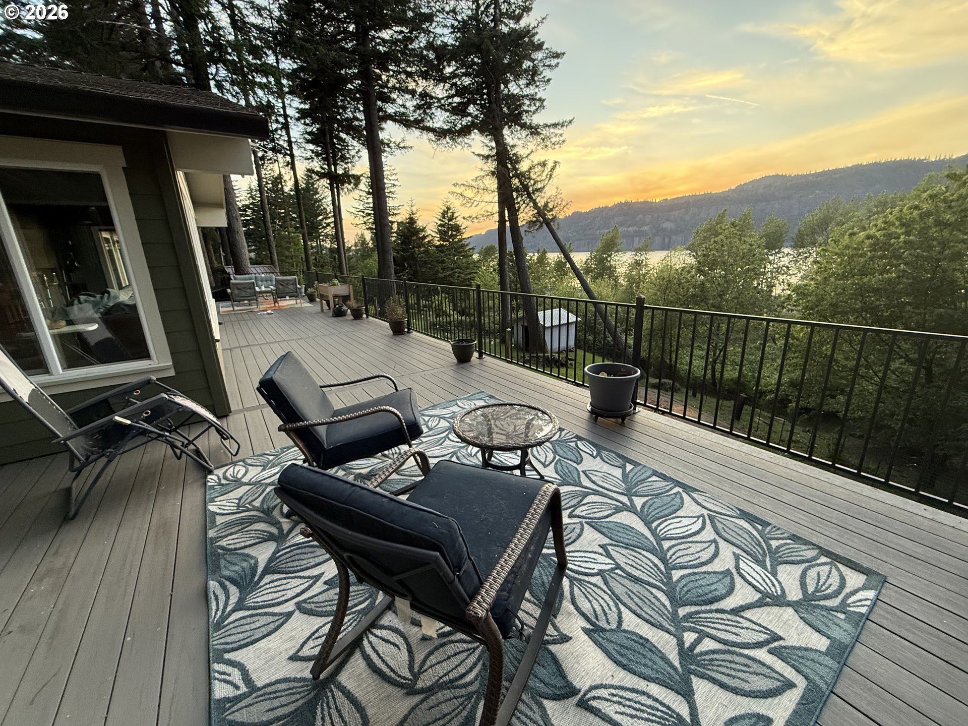 47645 E COLUMBIA RIVER HWY