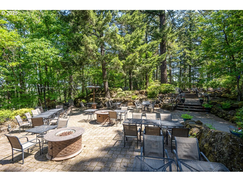 3405 WINE COUNTRY AVE