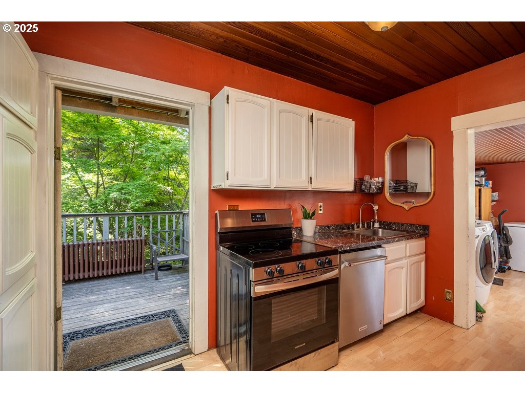 3405 WINE COUNTRY AVE