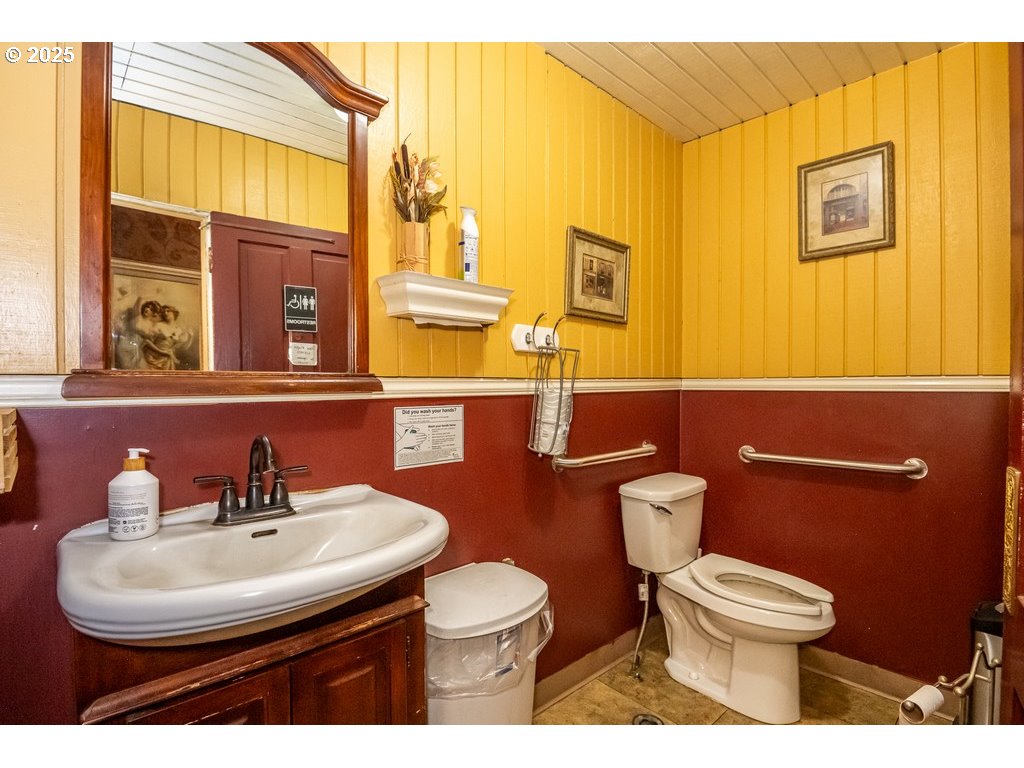 3405 WINE COUNTRY AVE