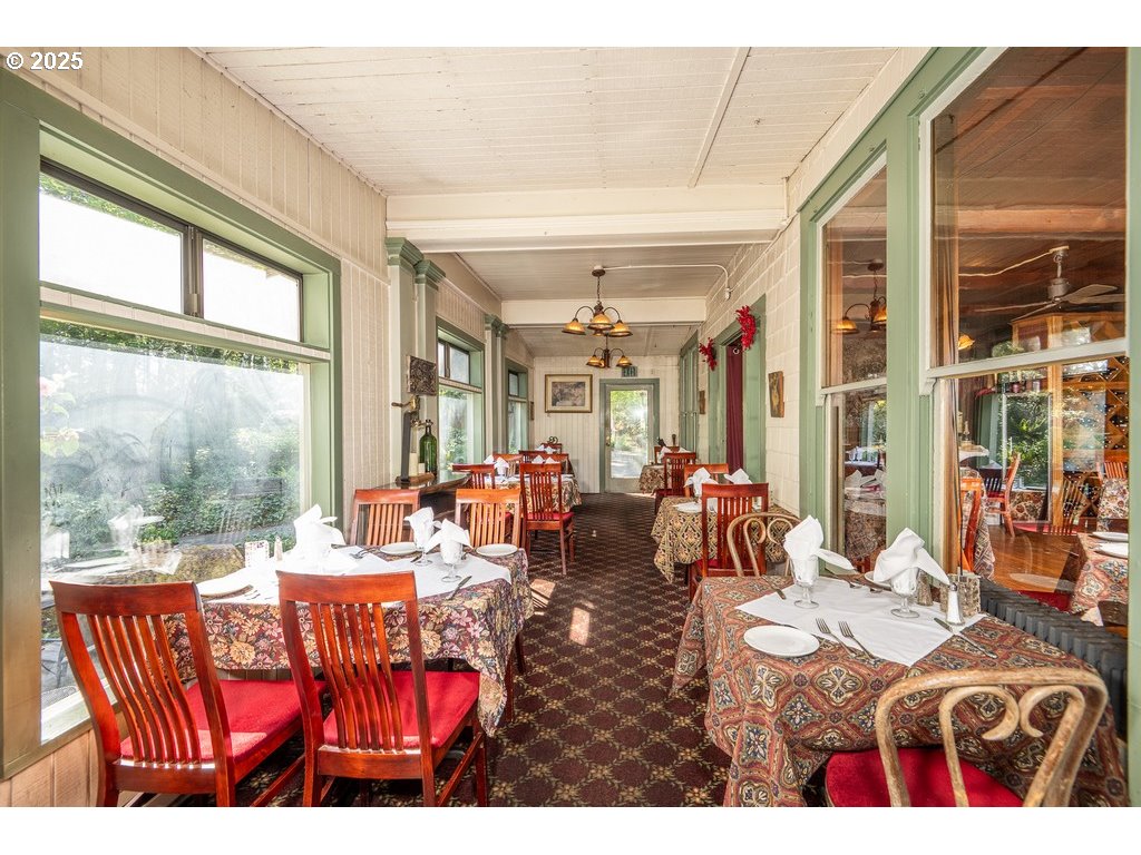 3405 WINE COUNTRY AVE