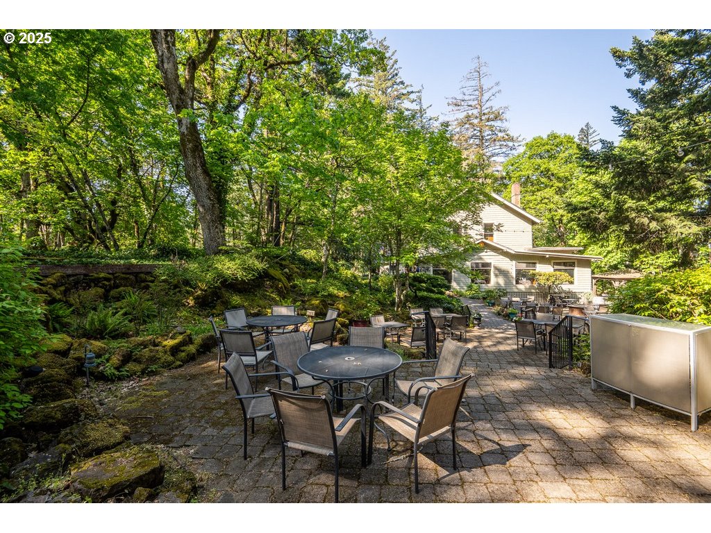 3405 WINE COUNTRY AVE