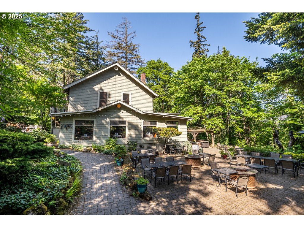 3405 WINE COUNTRY AVE