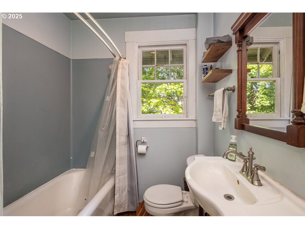 3405 WINE COUNTRY AVE