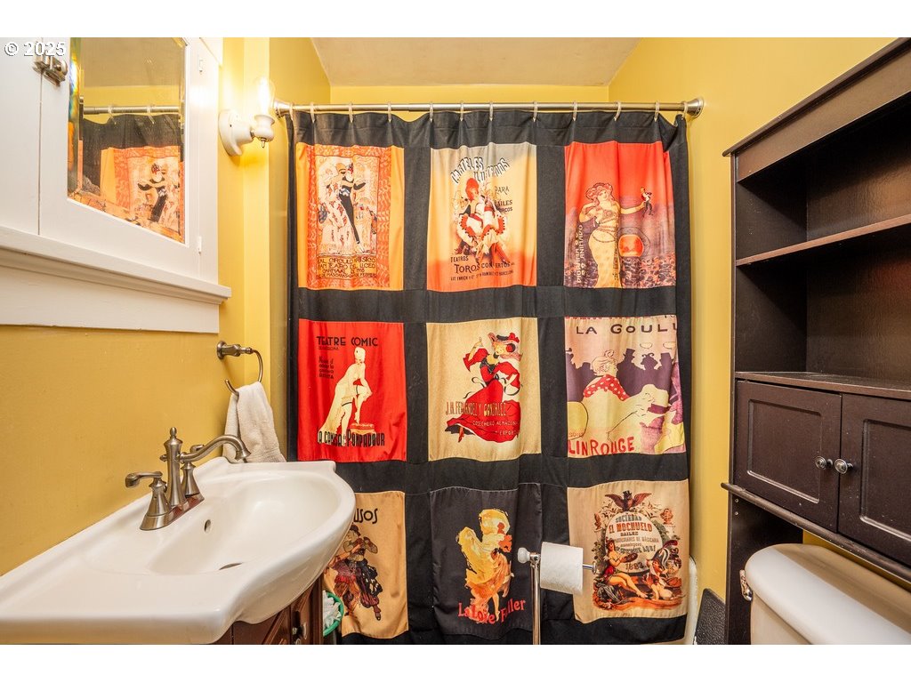 3405 WINE COUNTRY AVE