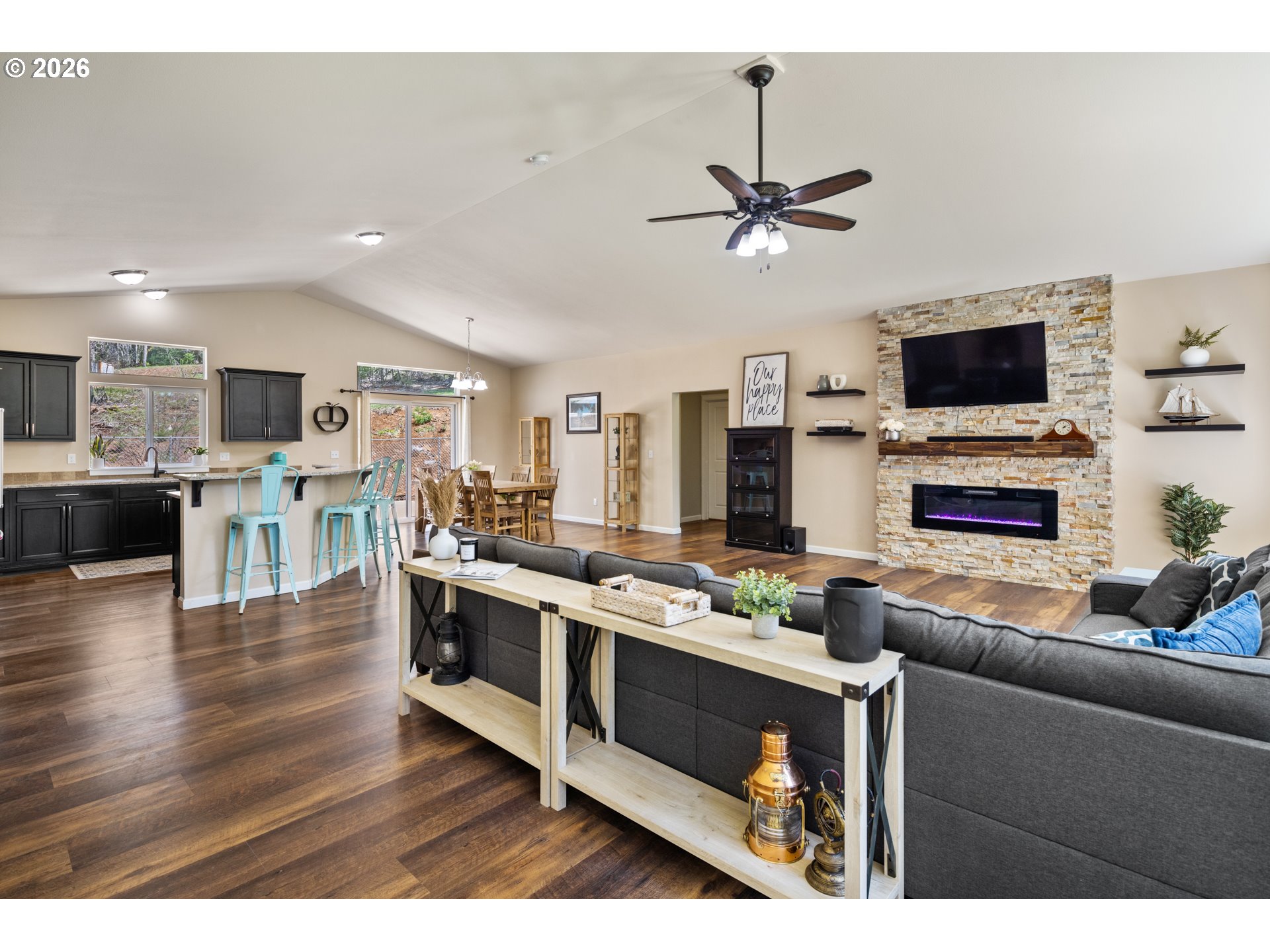 1452 LACOCK KELCHNER RD