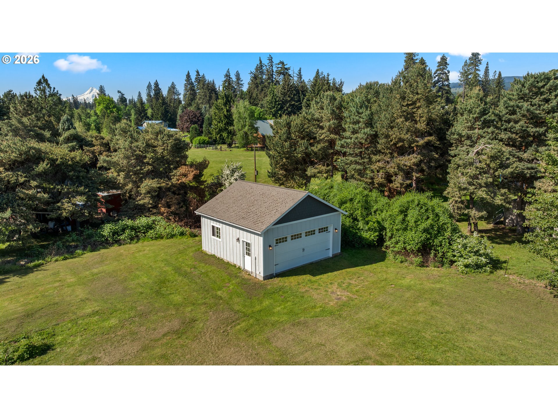 1051 CANNON DR