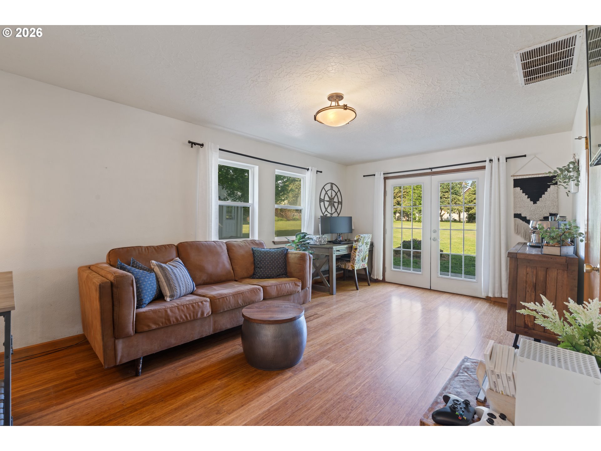 1051 CANNON DR