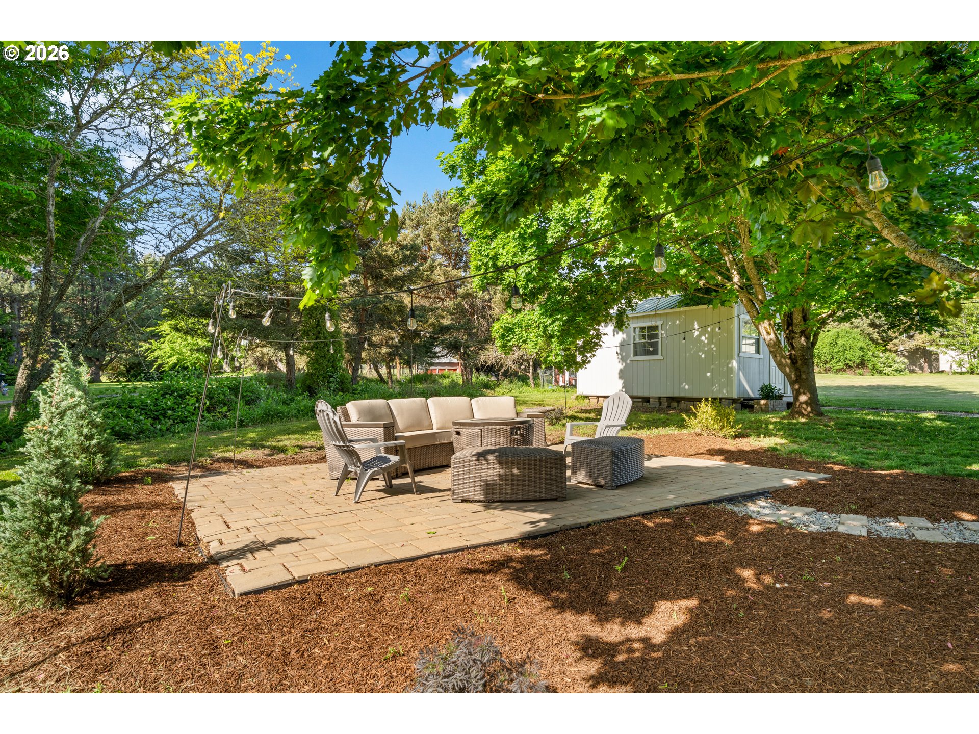 1051 CANNON DR