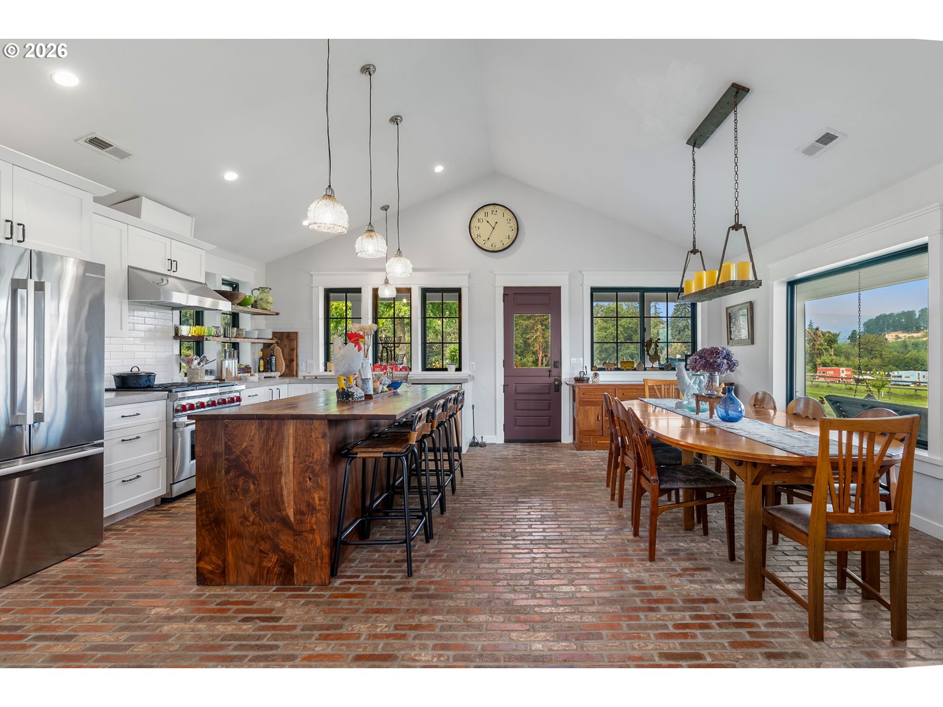 3386 WYEAST RD
