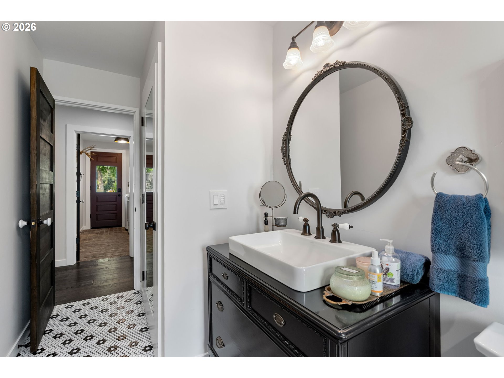 3386 WYEAST RD