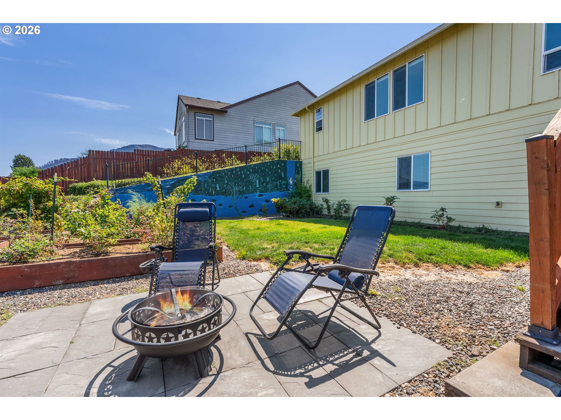 959 SE WINDSONG DR
