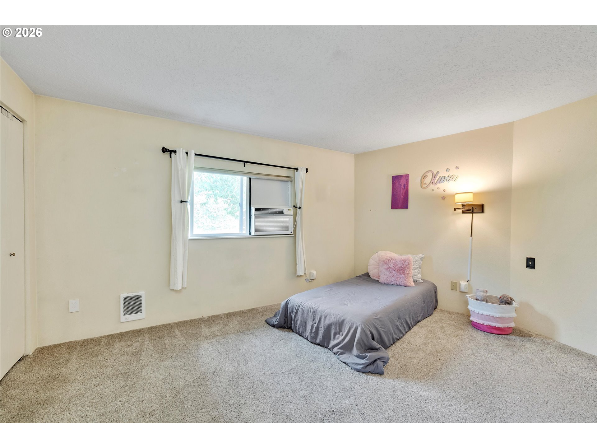 1041 CANNON DR