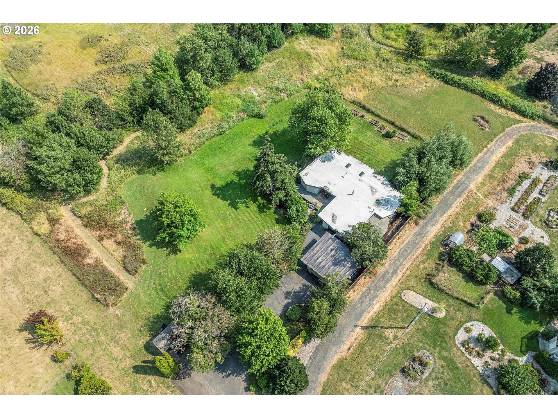 1041 CANNON DR