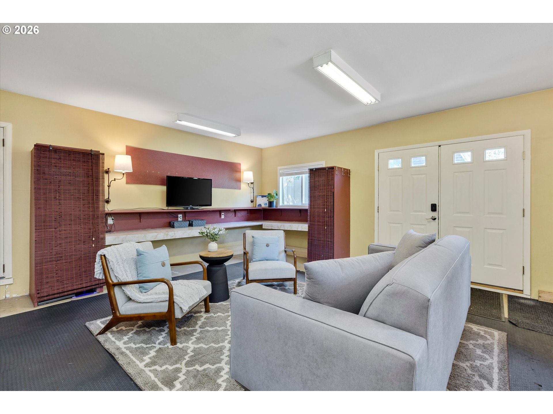 1041 CANNON DR