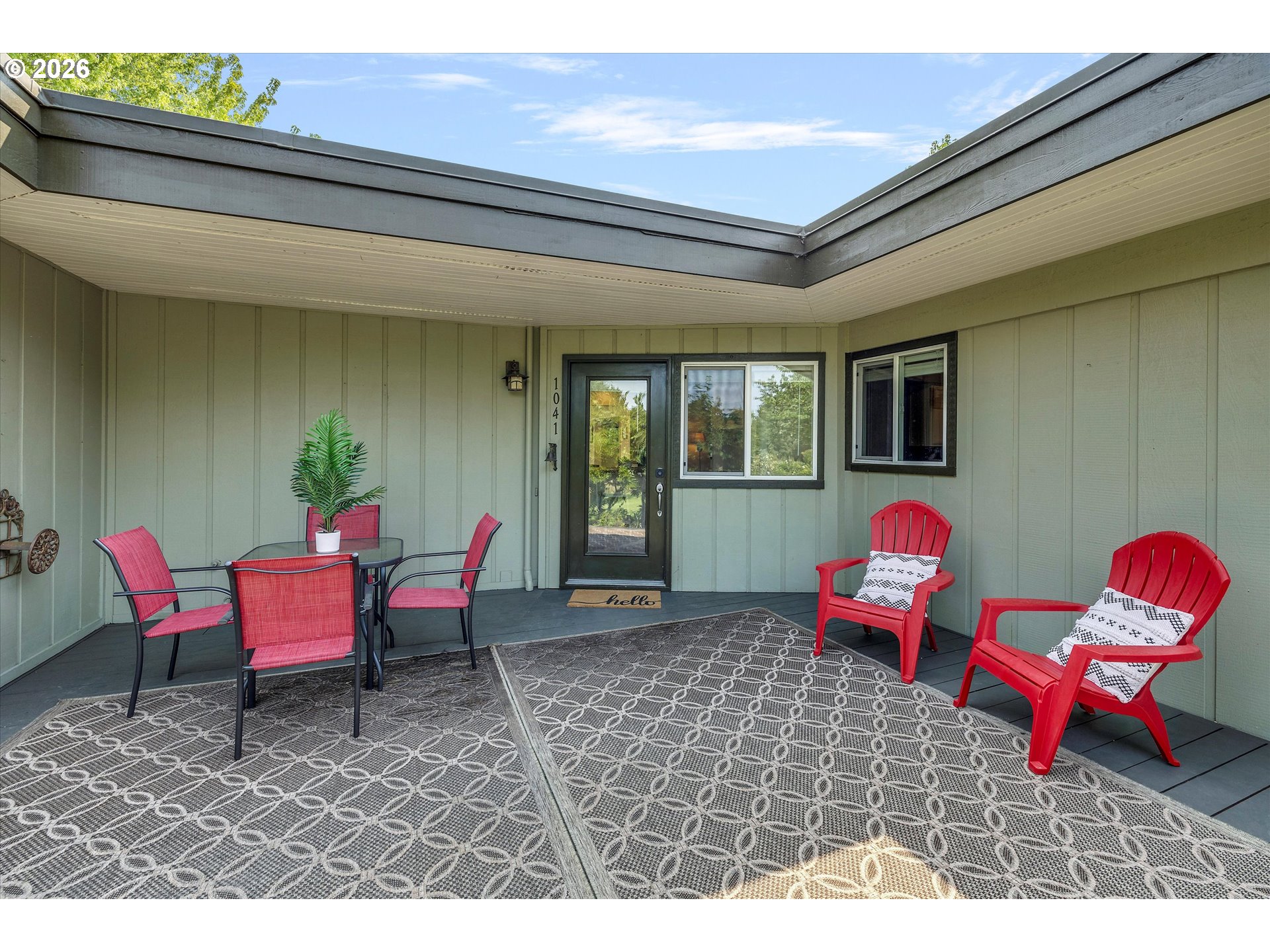1041 CANNON DR