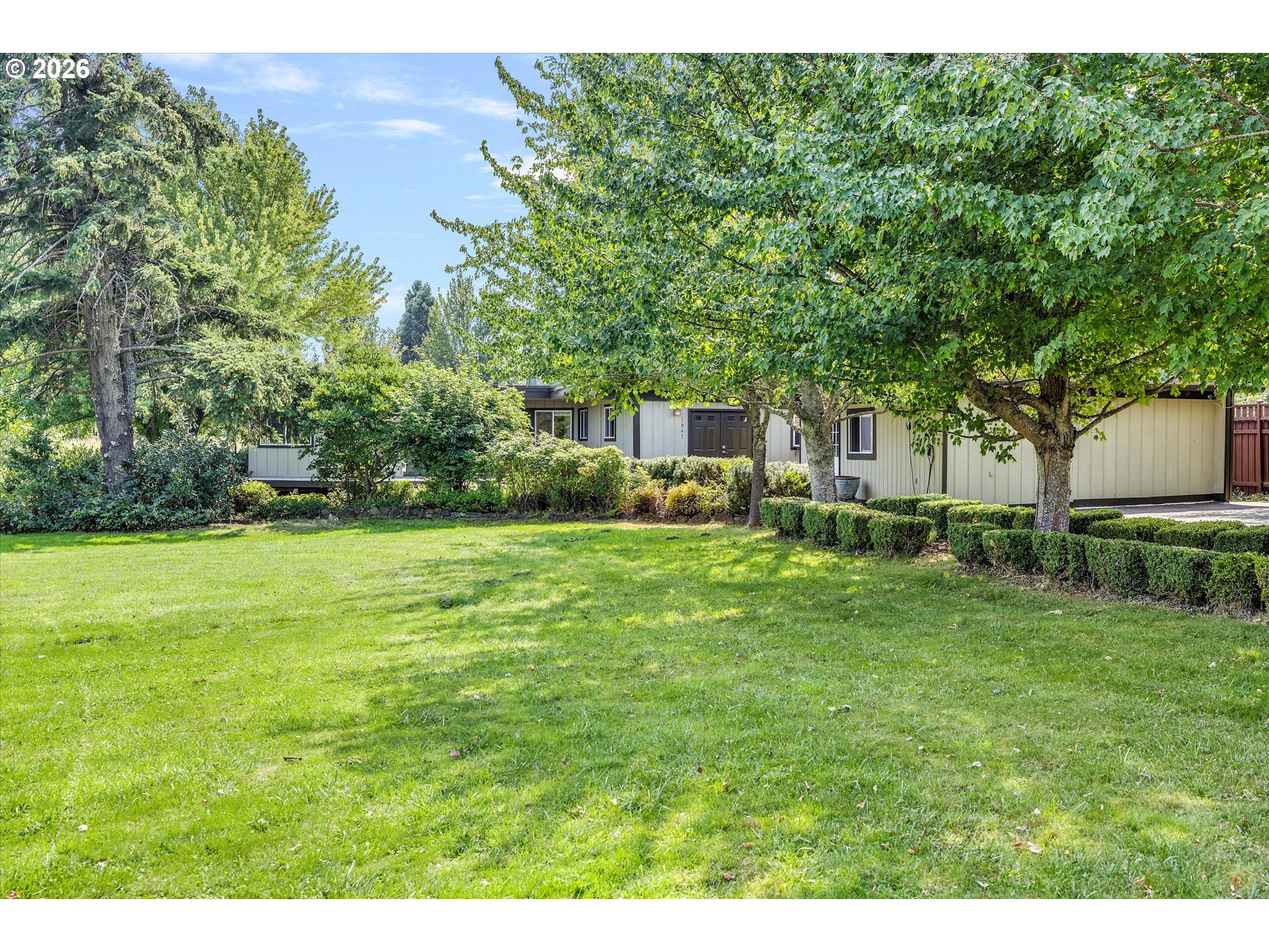 1041 CANNON DR