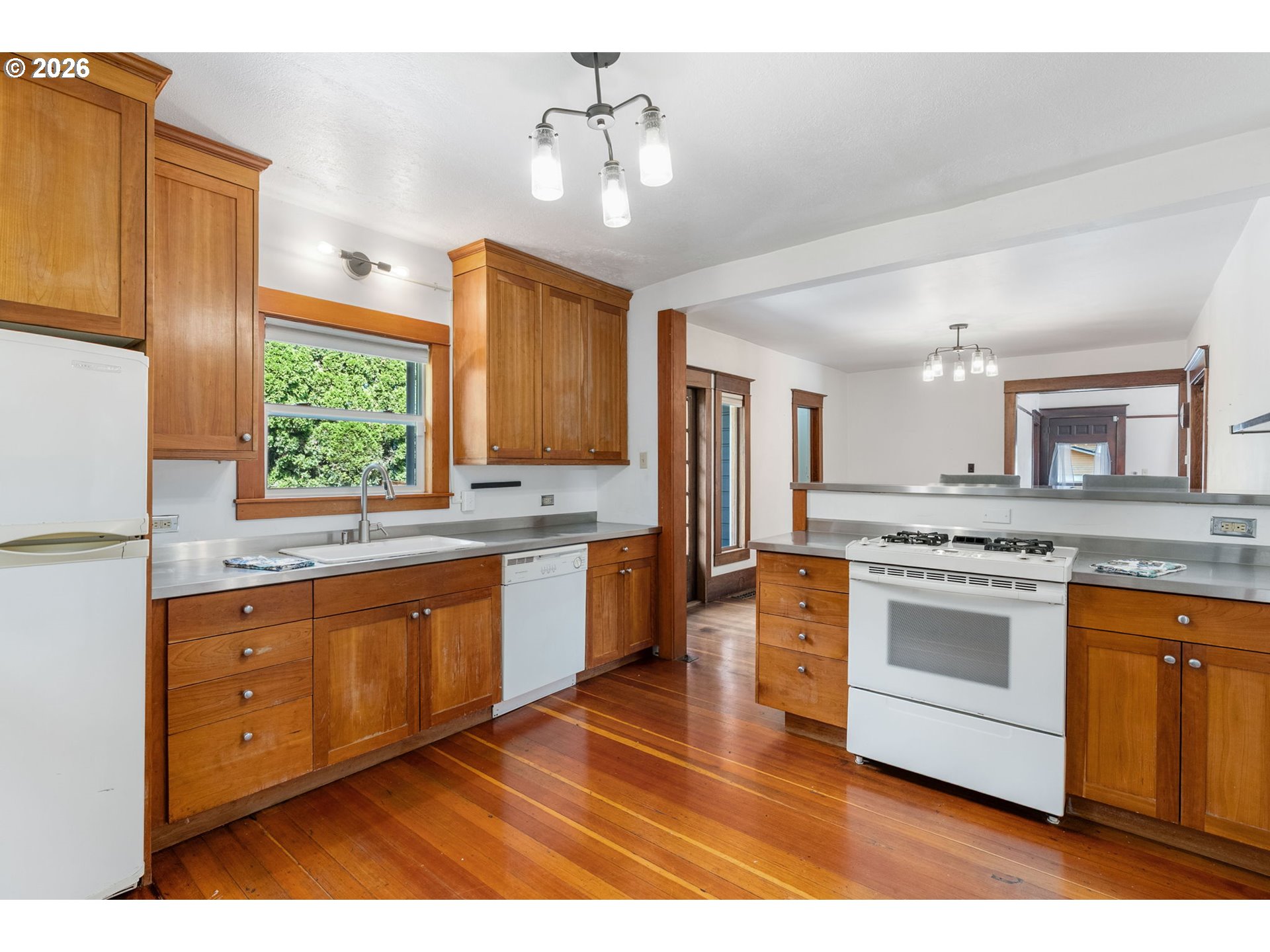1517 COLUMBIA