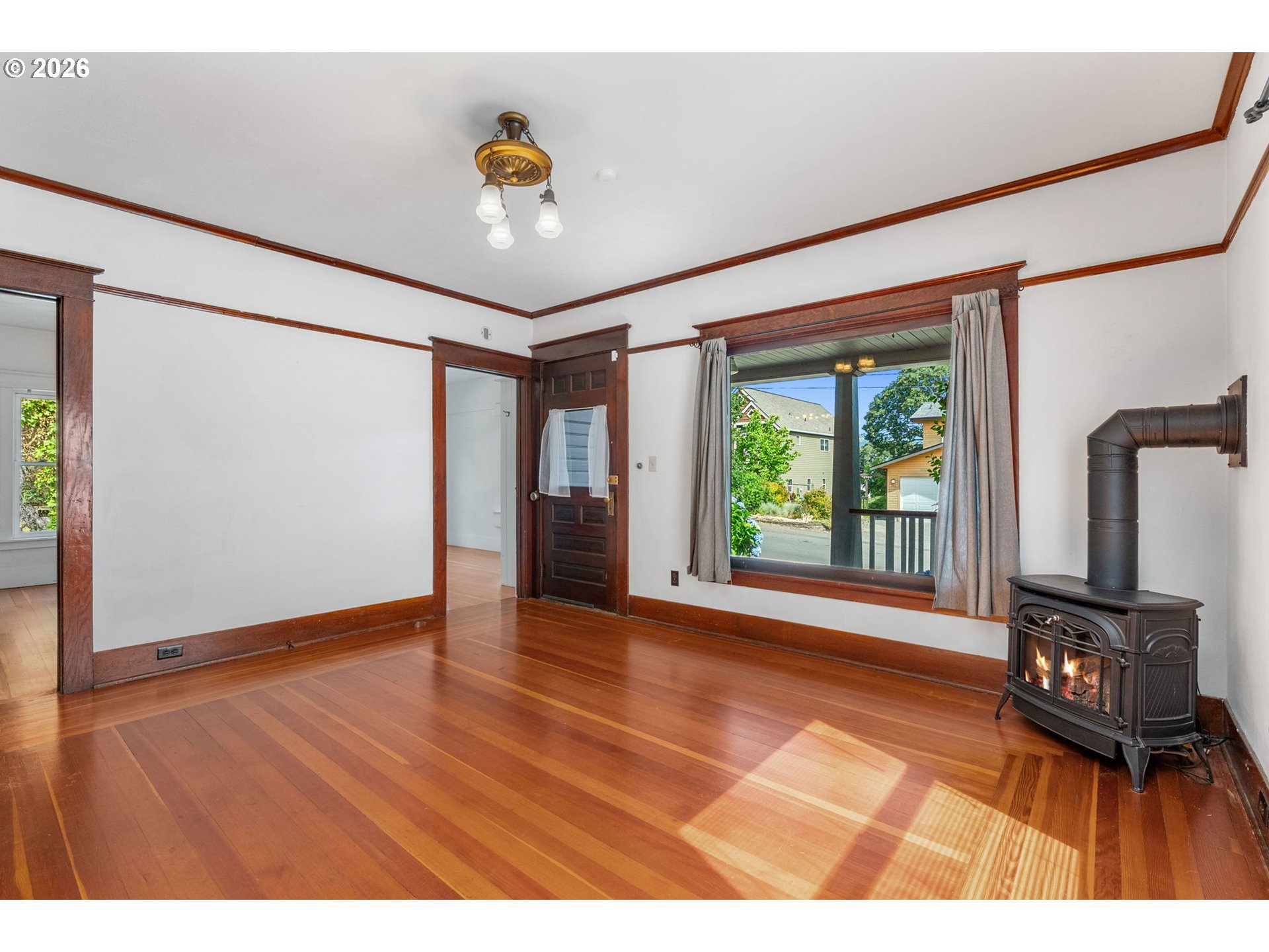 1517 COLUMBIA