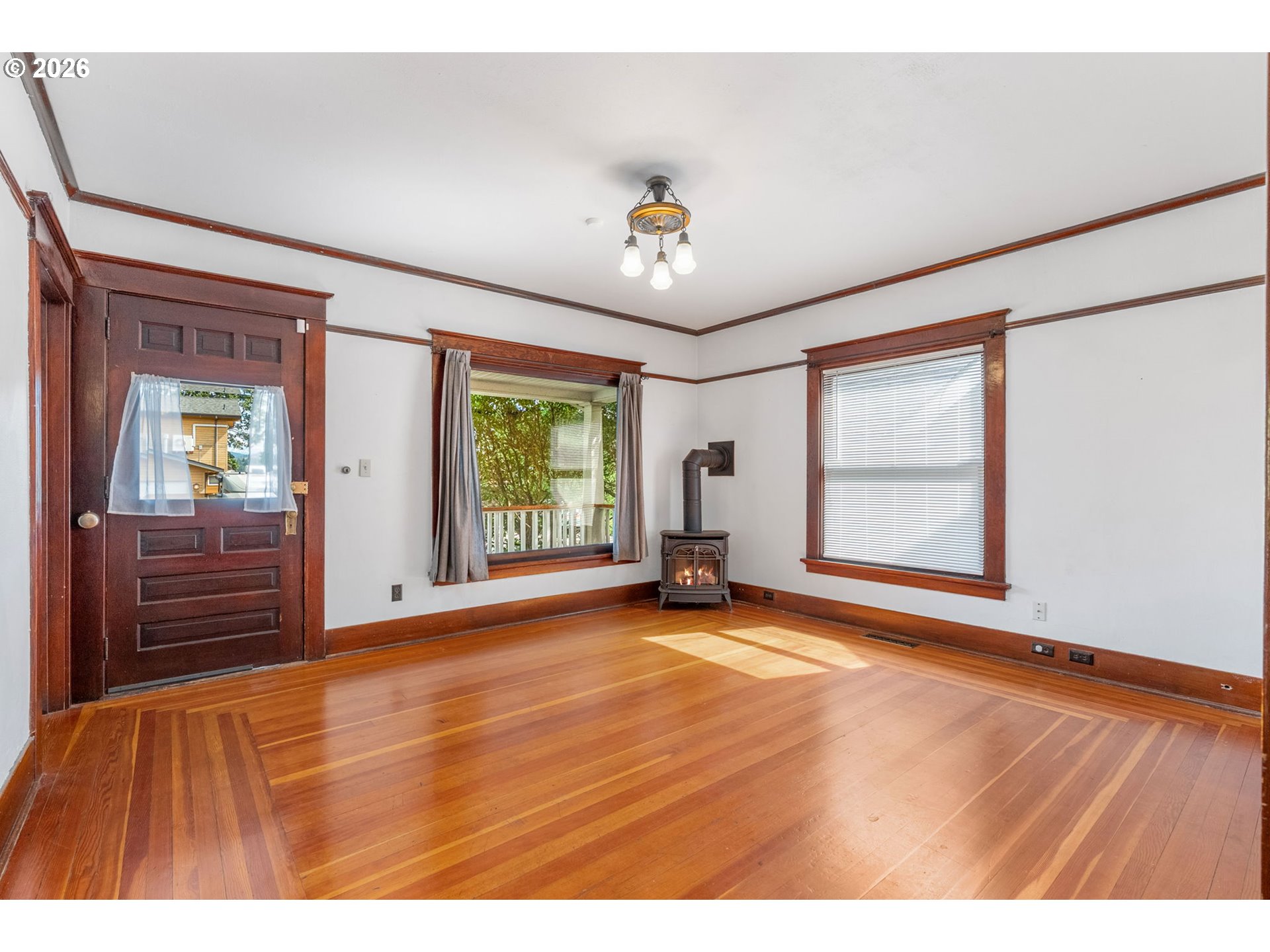 1517 COLUMBIA