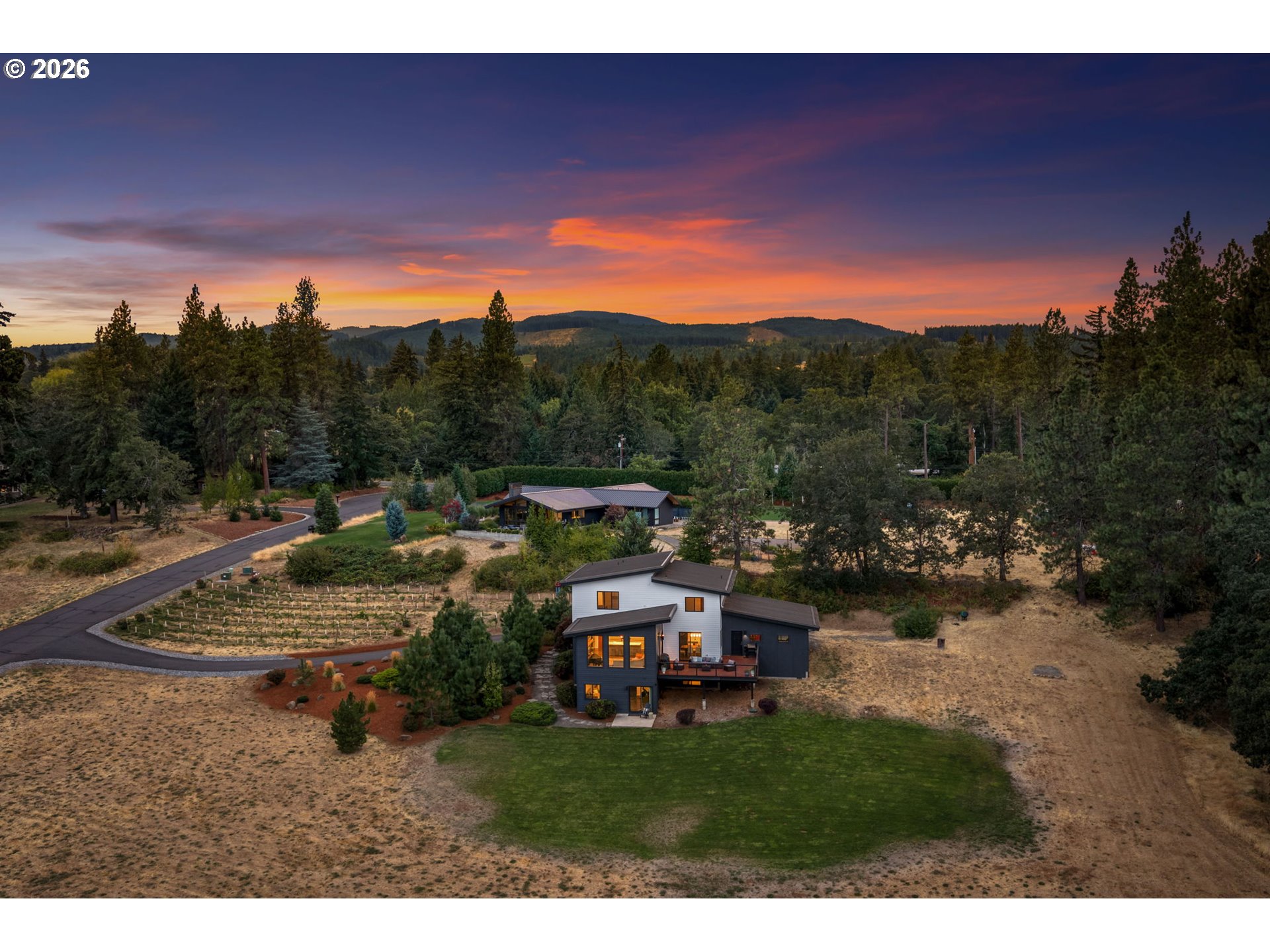 4320 ALPENGLOW DR
