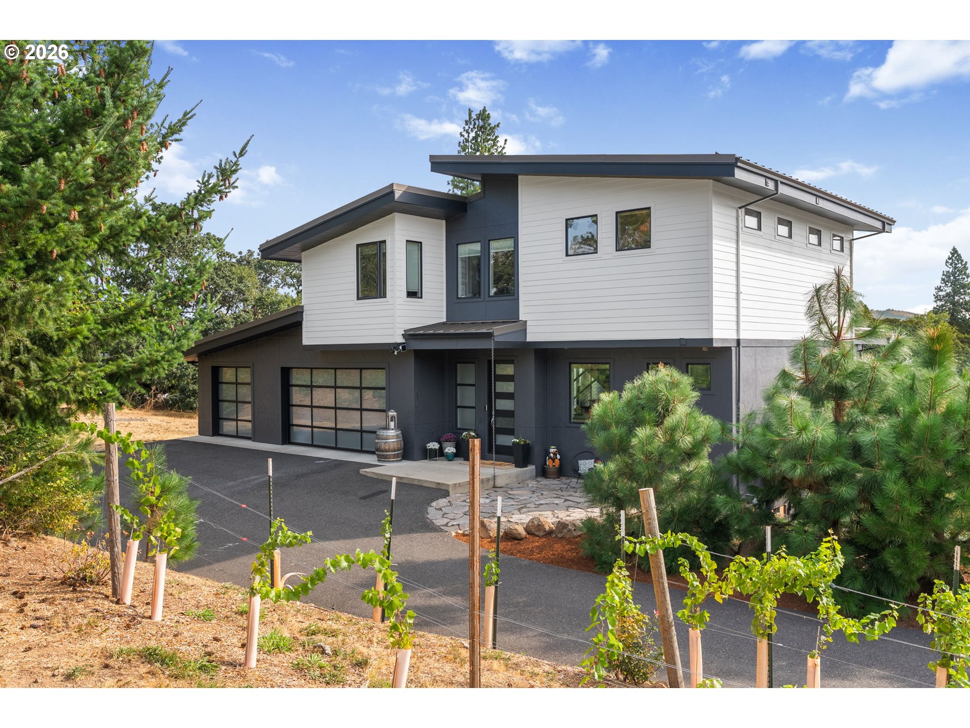 4320 ALPENGLOW DR