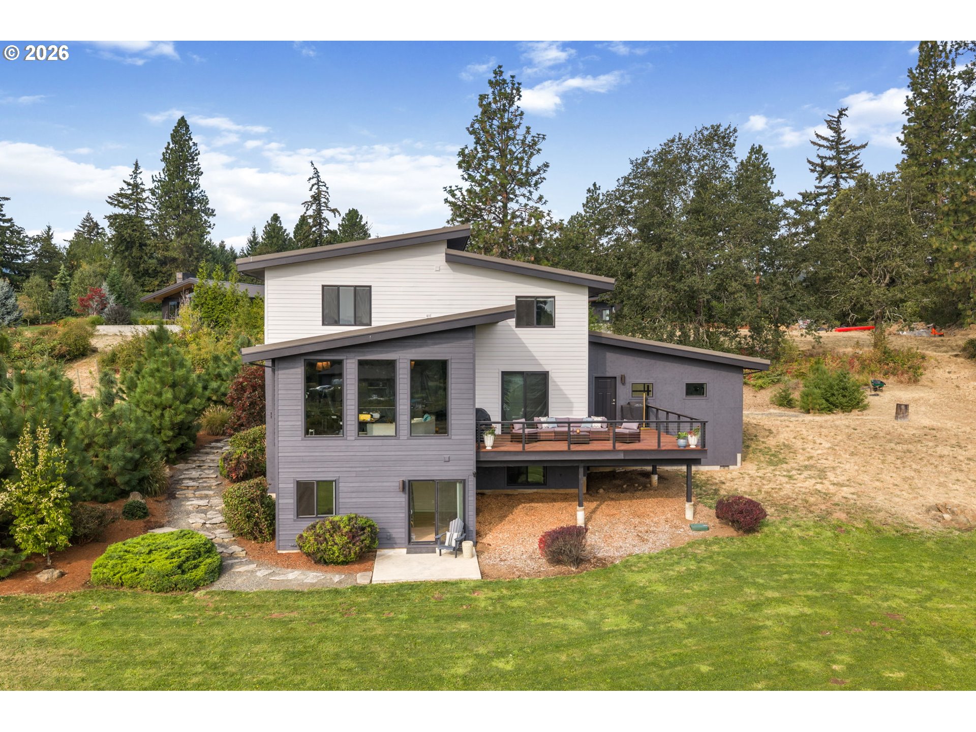 4320 ALPENGLOW DR