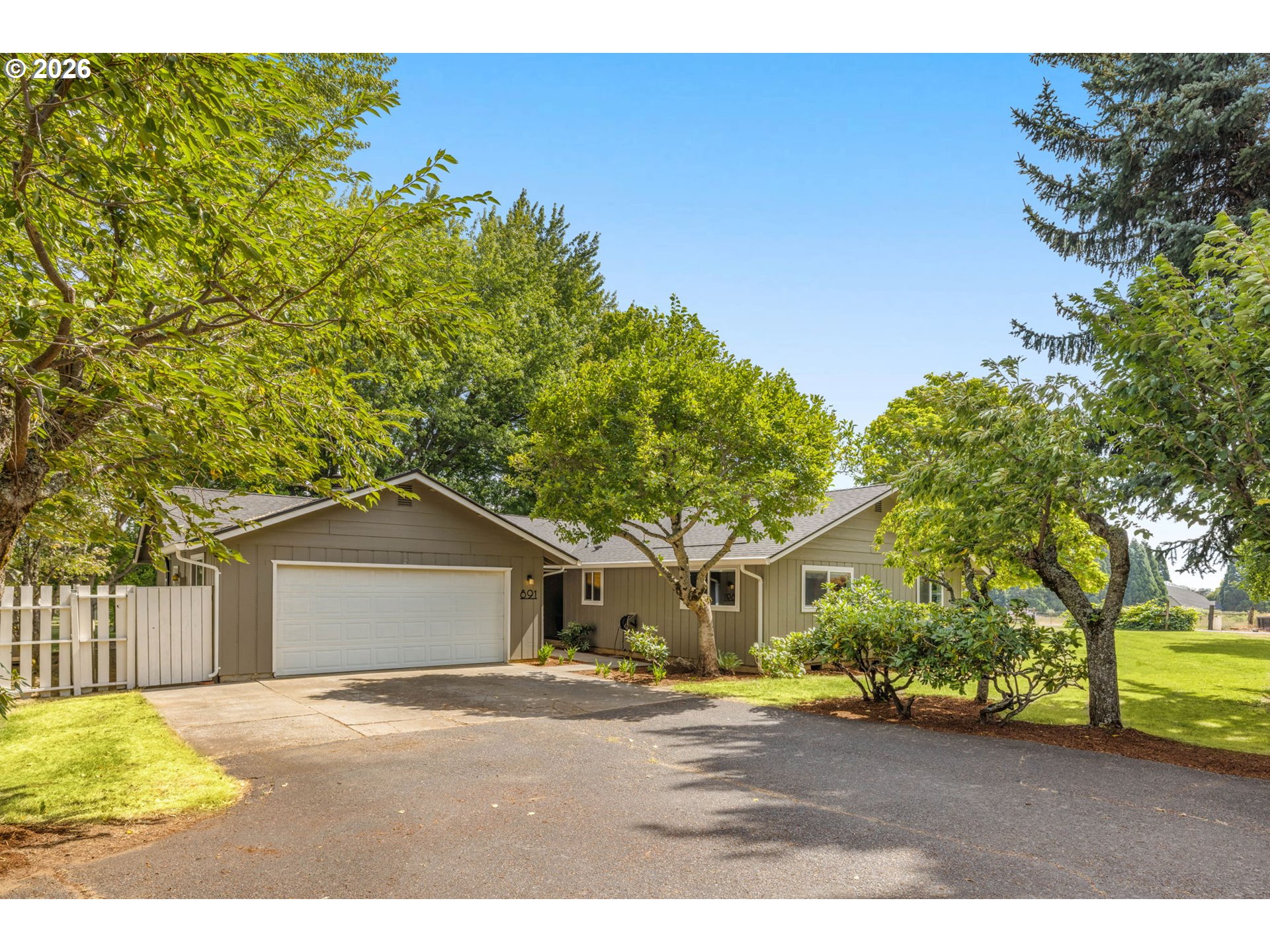 891 FRANKTON RD