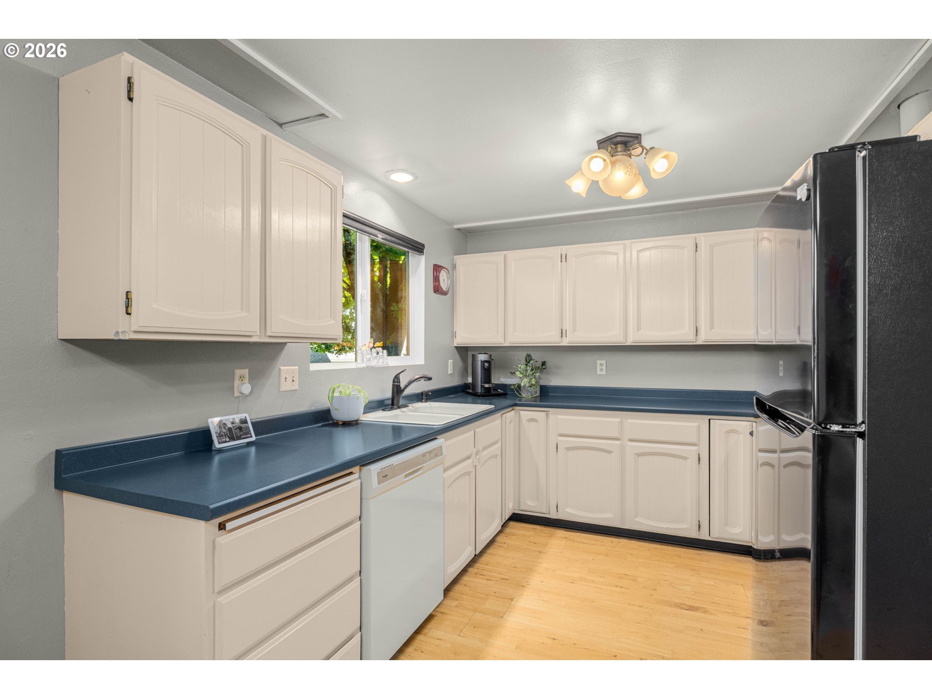 891 FRANKTON RD