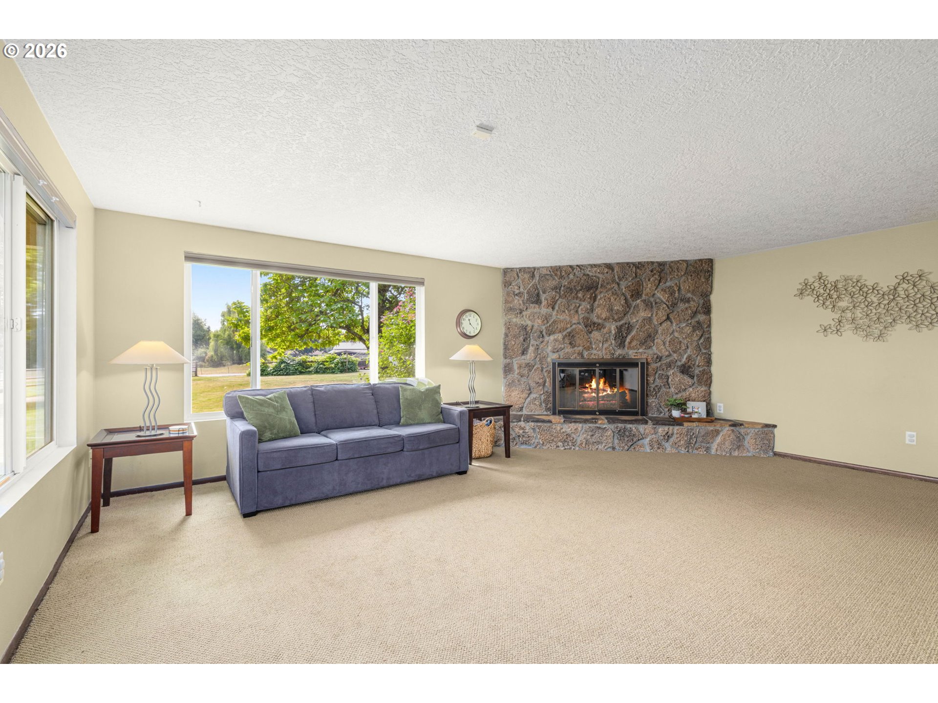 891 FRANKTON RD