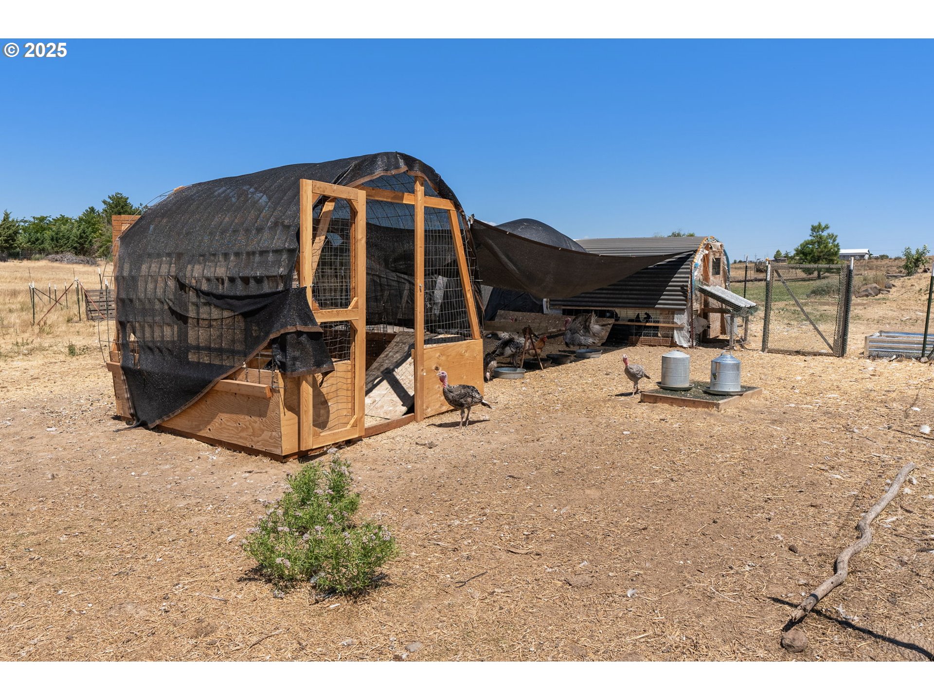 115 SUNSET DR