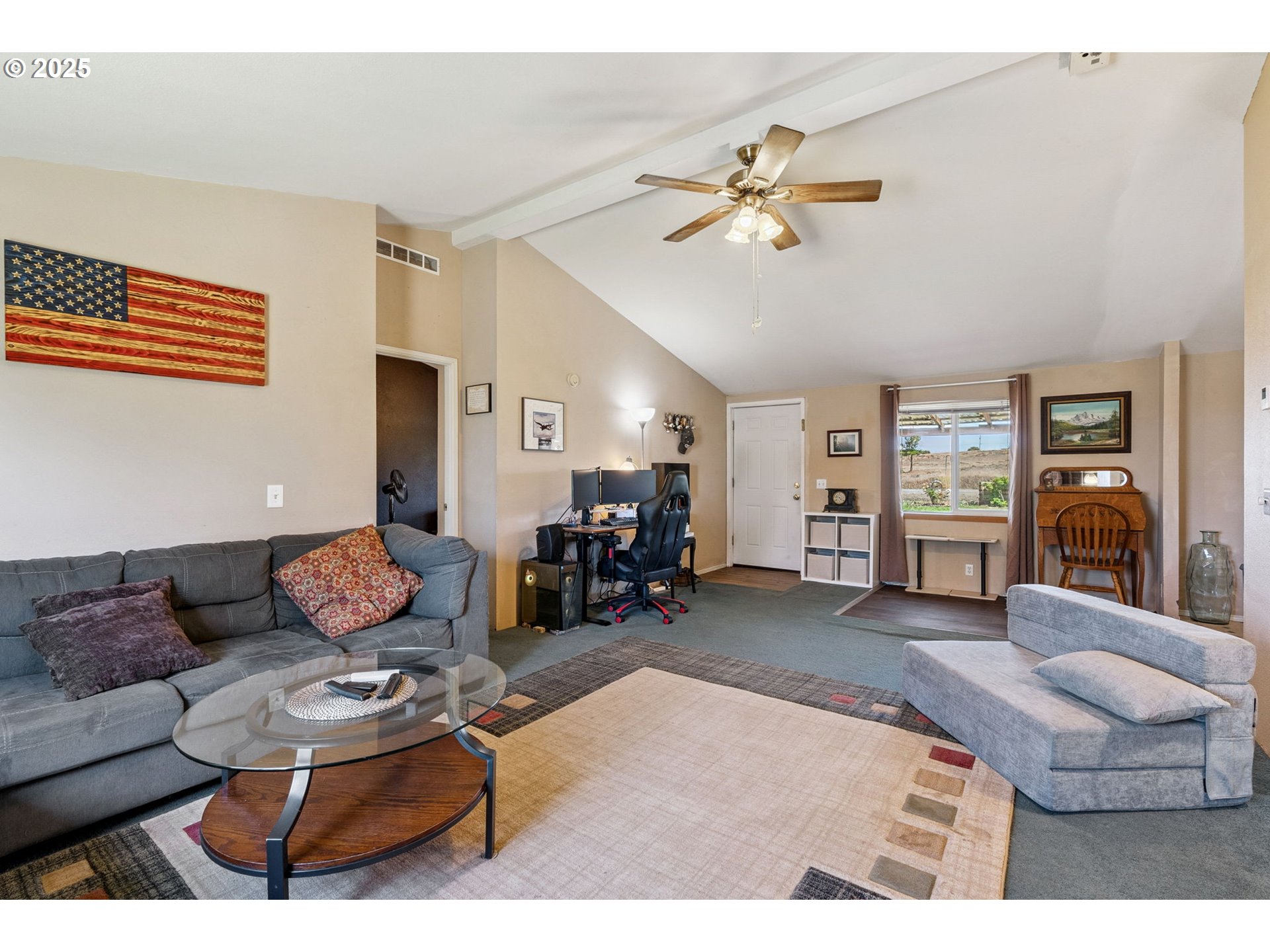 115 SUNSET DR