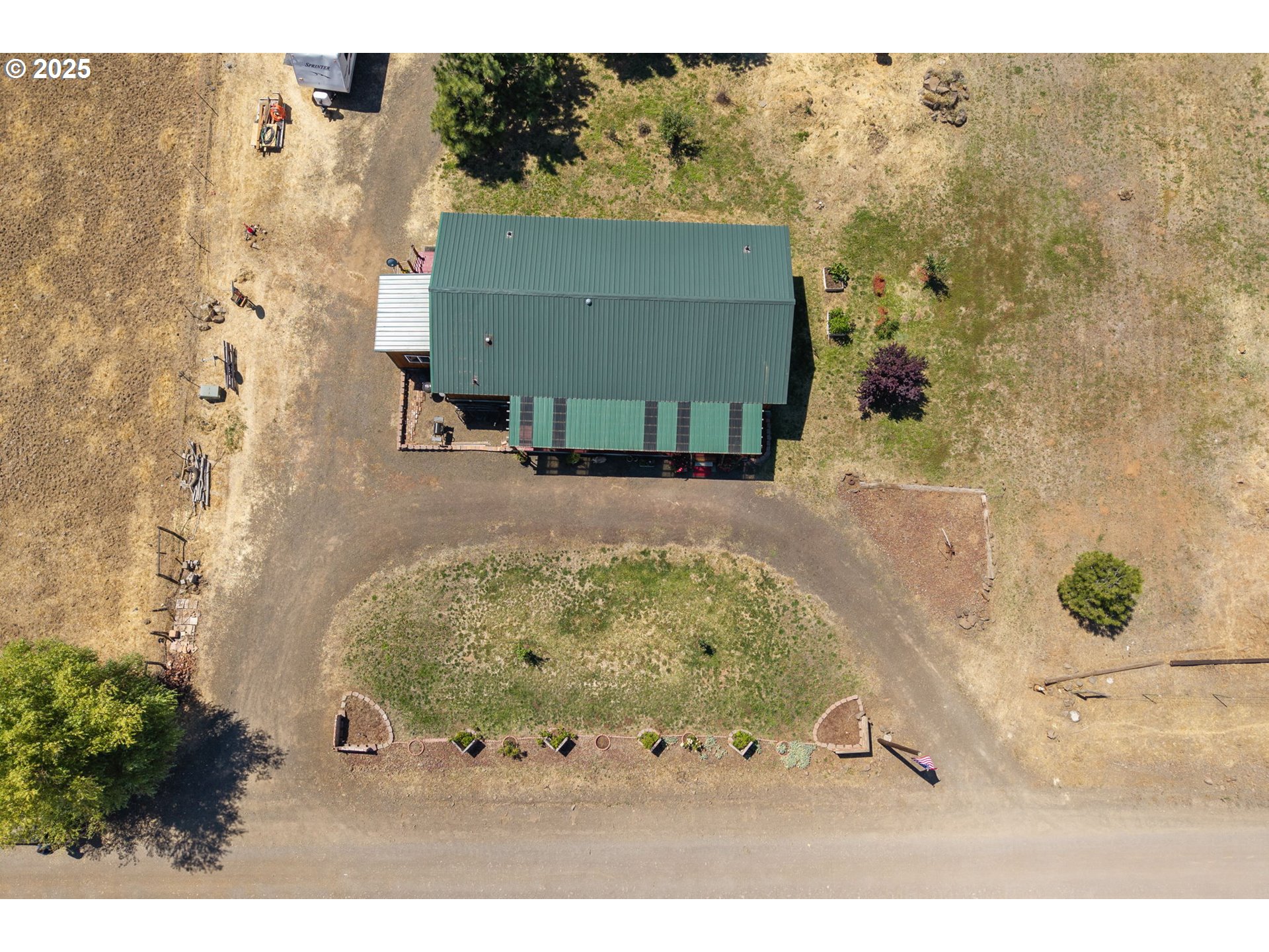 115 SUNSET DR