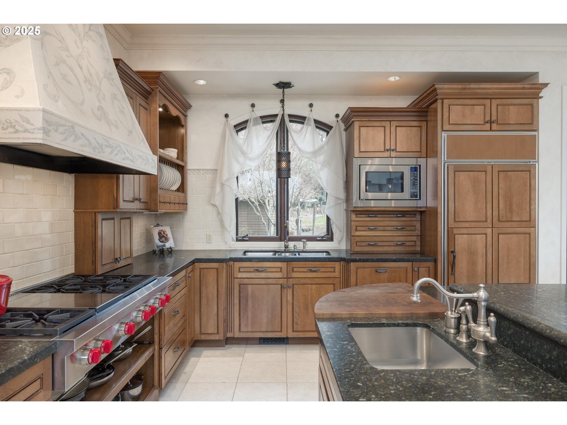 325 RIO VISTA DR
