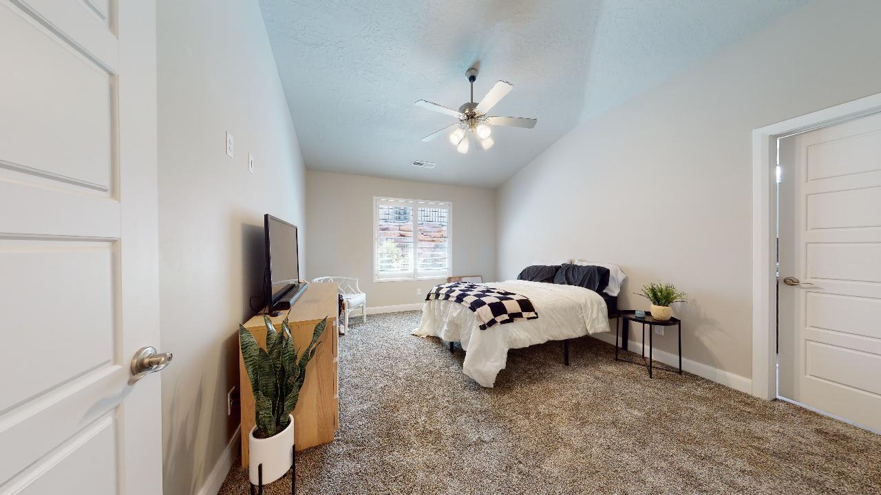2261 S Tonaquint DR Unit: #48