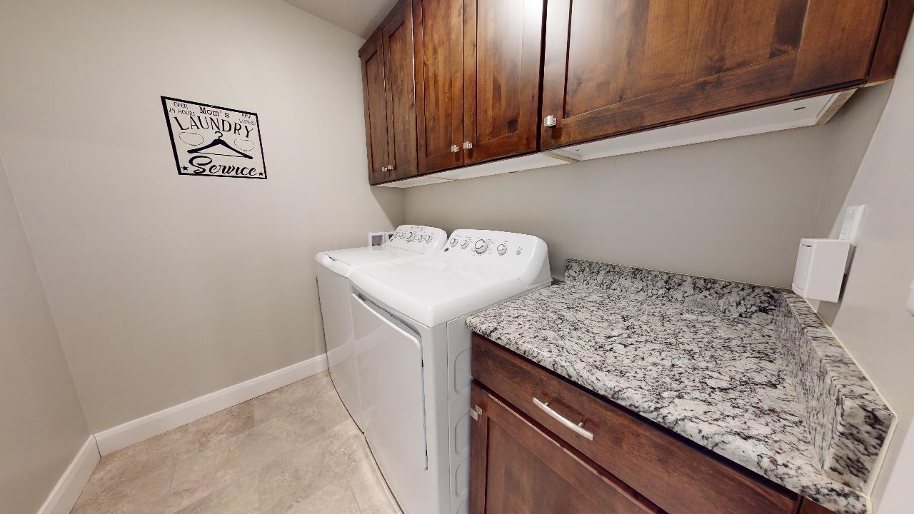 2261 S Tonaquint DR Unit: #48