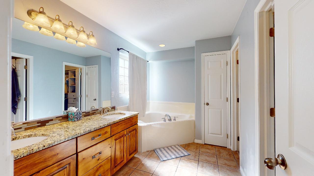 1124 Castle Stone CIR