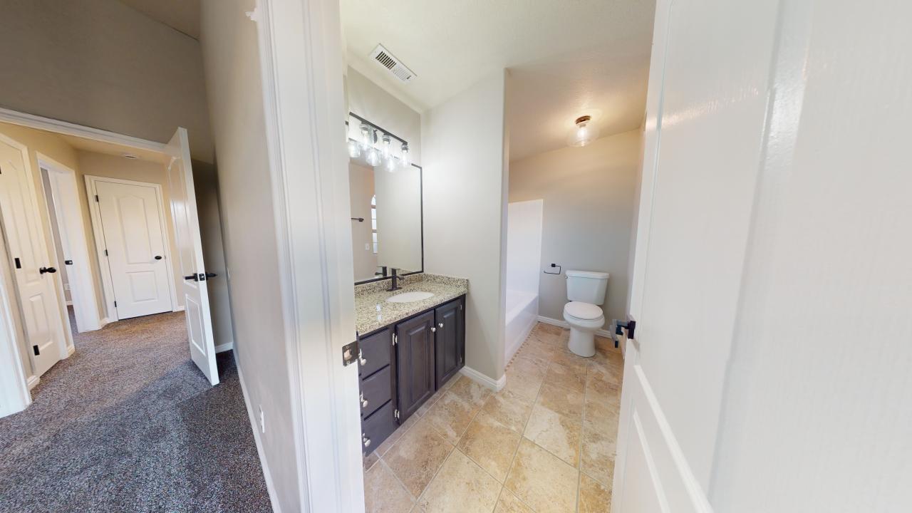 1114 N 1620 W