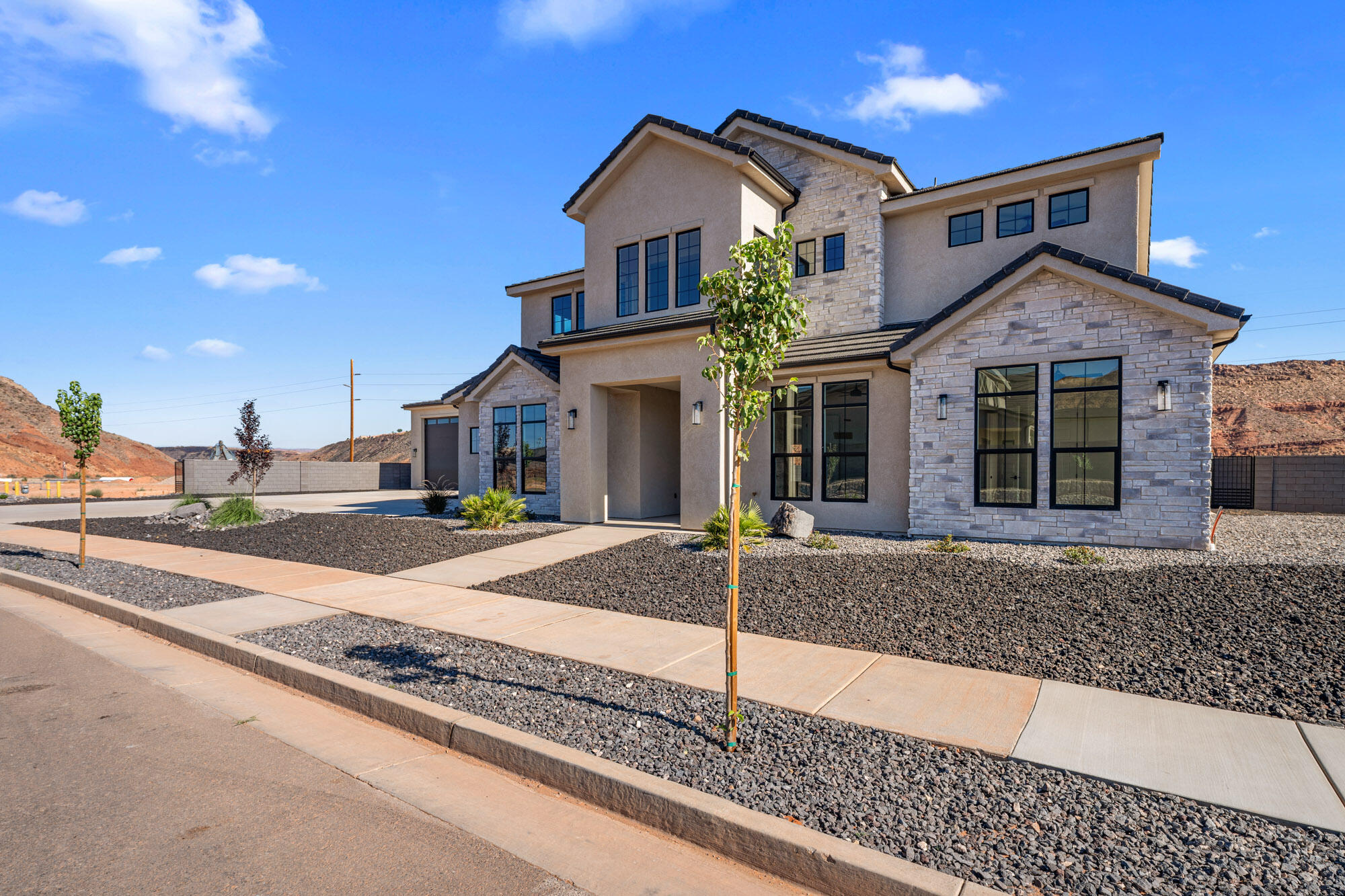 2159 E Sand River LN