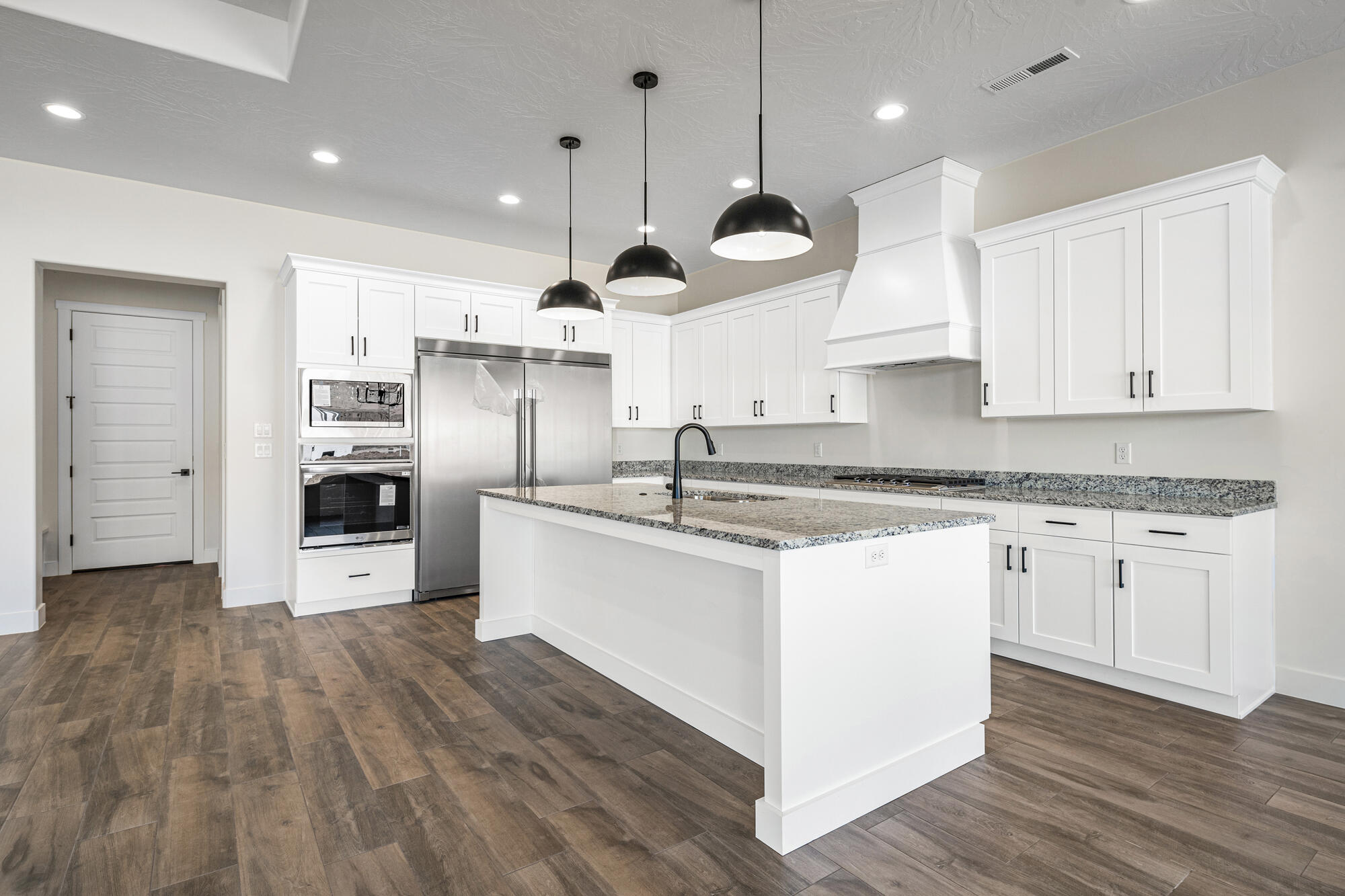 2159 E Sand River LN