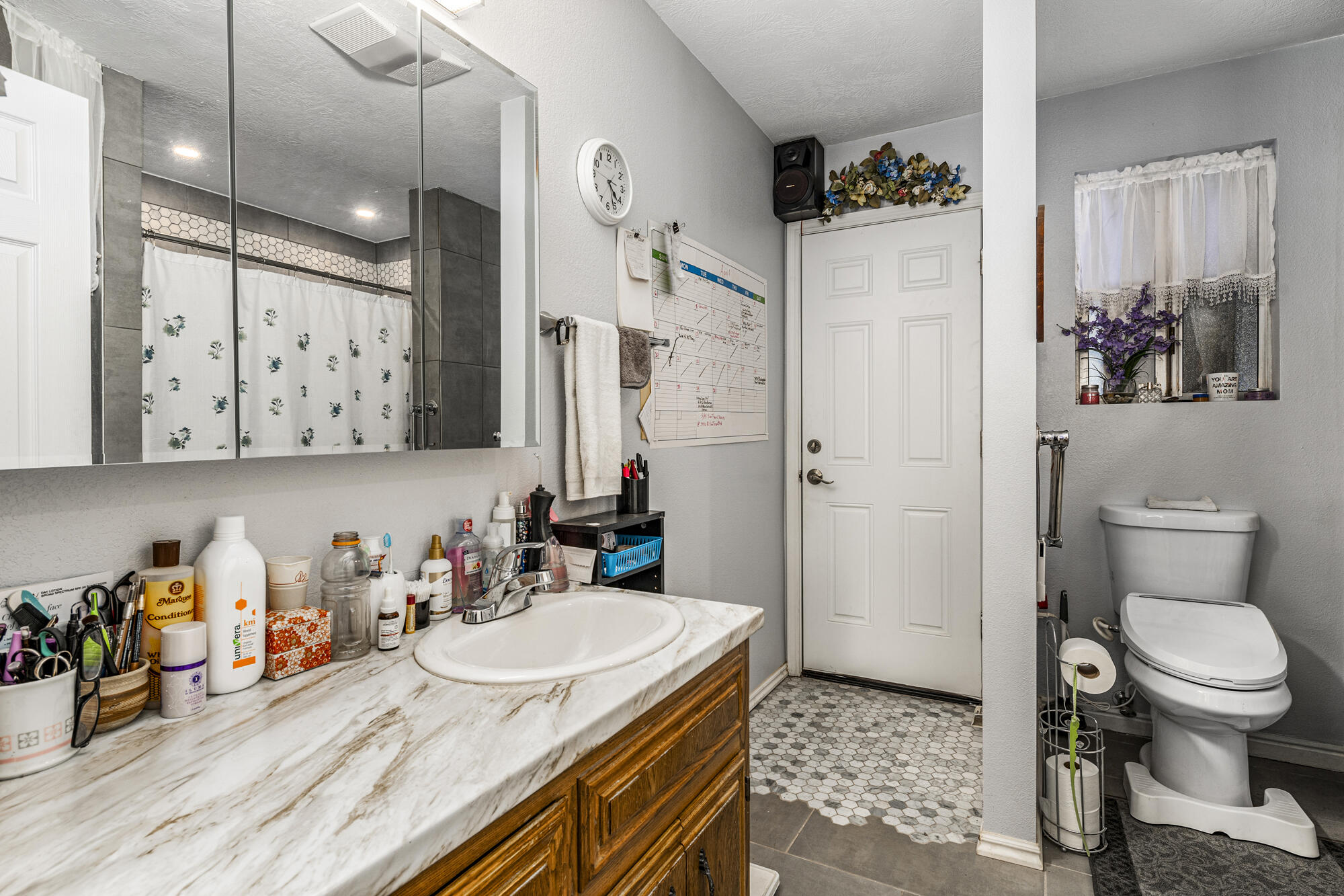 1125 W 1375 N