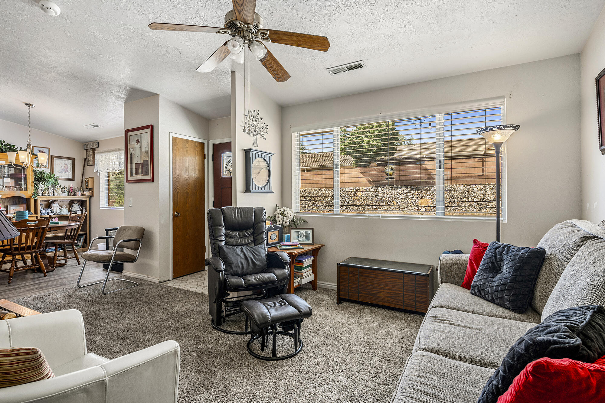 1125 W 1375 N