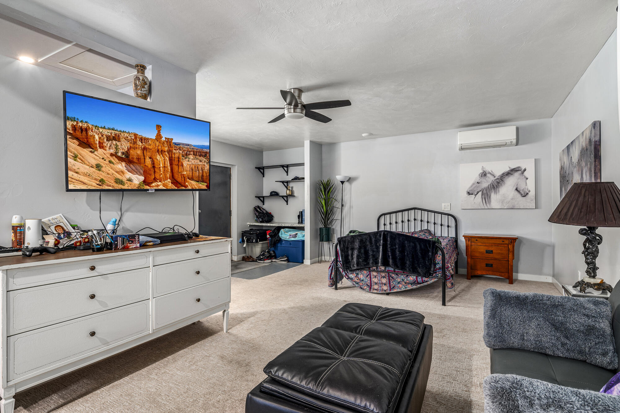 1125 W 1375 N
